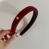 Diadema Retro Roja en Forma de Corazón para Mujer, Diadema para Lavado Facial de Año Nuevo, Tocados y Accesorios para el Cabello de Alta Gama