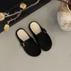 Sandálias de encaixe de lã retrô para mulheres, novo estilo outono/inverno 2026, sapatos Birkenstock de feltro cinza com sola grossa