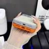 Adequado para iPhone 18 Pro Max, apresentando acabamento fosco, fixação magnética e dissipação de calor e proteção contra quedas. Também compatível com iPhone 17 e 16