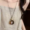 Estilo étnico~Collar con colgante geométrico vintage para mujer, cadena para la clavícula de diseño exclusivo de alta gama, accesorio moderno y versátil