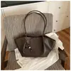 Bolsa Tote Casual com Pingente de Ombro Único Color Sólida Feminina 2024 Nova Moda Outono/Inverno Vintage Texturizada
