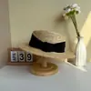 Chapéu de Palha com Fita de Novo Estilo, Chapéu de Aba Reta da Moda para Mulheres, Chapéu de Palha Versátil Casual para Primavera e Verão, Chapéu de Sol Protetor Solar para Férias