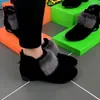 Nova coleção Outono/Inverno 2026: botas femininas com salto grosso e forro de fleece, sapatos de algodão com forro de fleece espesso, sapatos de mamãe estilosos, botas femininas de salto baixo