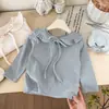 Nueva colección otoño 2026: Elegante camiseta de manga larga estilo coreano con cuello, perfecta como capa base versátil para niñas