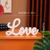 Nuevo adorno de escritorio minimalista blanco con forma de corazón para el Día de San Valentín, perfecto para crear un ambiente festivo y decorar tu mesa para fiestas