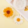 Crisantemo Perforado Pequeño Zou Ju Girasol Molde de Silicona Salida de Aire de Coche Aromaterapia Goteo de Pegamento Colgante Molde Decorativo