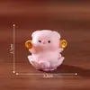 Linda alcancía de figura Yuanbao, una miniatura encantadora para atraer riqueza, perfecta para paisajes en miniatura DIY, decoraciones de bolsas ciegas, accesorios colgantes y pequeños adornos