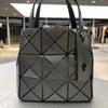 Nova Bolsa de Março com Tachas Coloridas e Diamantes, Pequena Bolsa Geométrica Romboidal de Ombro, Bolsa Quadrada Pequena para o Dia a Dia, Bolsa Feminina