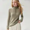 Suéter Pulóver Ligero de Cachemira y Seda de Cuello Alto con Media Botonadura, Suave, Color Sólido, Tejido Flojo, Capa Base