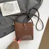 Bolso Cubo Retro de Gamuza Escarchada Transfronterizo para Mujer Estilo Nuevo 2025 Bolso de Mano de Gama Alta Bolso Cruzado Casual de Hombro