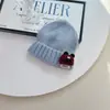 Chapéus Infantis para Meninos e Meninas no Outono e Inverno, Chapéus de Tricô de Ursinho Fofo, Chapéus Pulôver à Prova de Vento e Quentes, Chapéus com Proteção para as Orelhas para Meninas, Modernos