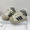 Tênis da Moda Infantil com Biqueira de Concha Primavera e Outono Novos Sapatos Esportivos para Meninas Leves Antiderrapantes Pretos Sapatos Casuais para Meninos