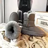 Encuentro de Primera Temporada Botas de Nieve de Suela Gruesa Forradas de Piel para Mujer 2026 Nuevos Zapatos de Algodón Gruesos de Media Caña para Invierno Noreste