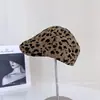 Sombrero Retro de Estampado de Leopardo Otoño e Invierno Europeo y Americano Gorra de Visera Versátil Casual Personalidad Boina Viaje al Aire Libre Boina de Pintor Gorra de Periódico Tendencia