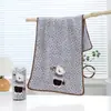 Toalla de Baño de Terciopelo Coral Transfronteriza Engrosada y Absorbente Secado Rápido Bordado Exquisito Sin Pelusa Toalla para Hombres y Mujeres Toalla de Baño Grande
