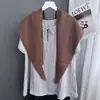 Cachecol Triangular Macio de Lã Tricotado para Mulheres, Cachecol Elegante Ol Quente e da Moda com Ombros, Novo Produto Outono e Inverno 2025 Recortado