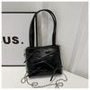 Ins Girl's Heart Bag Feminino 2024 Primavera e Verão Novo Bow Bucket Bag All-match Chain Shoulder Crossbody Bag