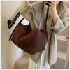 Bolso de Hombro de Gamuza de Gran Capacidad Estilo Perezoso Transfronterizo Nuevo Otoño e Invierno 2025 Bolso Tote Retro