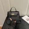 Nuevo Bolso de Mano, Bandolera y Bolso de Hombro de Moda Europea y Americana con Estampado de Letras Casual 2026 Elegante y con Gran Capacidad