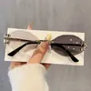 Gafas de sol con montura en forma de diamante 2026, Gafas retro europeas y americanas de moda que cambian de color, Estilo callejero, Gafas con efecto adelgazante
