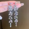 Brincos de Franja Agulha de Prata, Brincos de Zircônia de Alta Qualidade, Design de Moda de Luxo Leve, Estilo Longo, Brincos Versáteis e Exquisitos, Estilo Quente