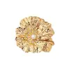 Broche de Flor de Múltiples Pétalos de Nueva Moda Coreana Incrustado con Flor de Perla de Imitación Broche para Mujer Sensación de Alta Gama Adecuado para Banquete