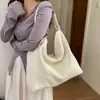 Bolso de Hombro Casual de Gran Capacidad para Viajes Diarios para Mujer 2026 Primavera Nueva Moda Bolso Tote de Color Sólido Bolso de Hombro Retro