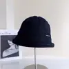 Sombrero de Pescador de Algodón y Lino con Ala Curvada Estilo Japonés para Mujer, Nuevo Otoño Retro Versátil Sombrilla Protección Solar Elegante Sombrero de Pescador de Moda