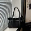 Bolsa Tote Veludo Grande Capacidade Estilo Novo 2026 Casual Retro Europeu Transfronteiriça para Trabalho Diário Ombro Único de Mão