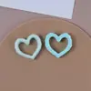 Peluche Flocado Colorido Corazón Hueco de Resina Accesorios para Joyería DIY Pendientes Accesorios para el Cabello Fundas de Teléfono Materiales Venta al por Mayor