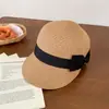 Chapéu Bege de Alta Qualidade 2025 para Proteção Solar em Viagens, Chapéu de Sol Bucket de Verão, Estilo Chapéu de Palha para Mulheres, Estilo Hepburn