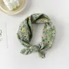 Lenço Quadrado Pequeno 58 Algodão Puro Azul Paisley Lenço de Seda Versátil Estampa Floral Lenço Fino para Pescoço Lenço para Mulheres Atacado