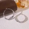 Pendientes para Mujer Lujo Ligero Gama Alta Moda Hebilla de Oreja Simple Venta al por Mayor Nicho Delicados Pendientes de Gama Alta Accesorios de Joyería Elegantes