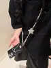 Lindo colgante para teléfono de muñeca de tela, retro y único, cadena tejida a mano para llevar cruzada, accesorio portátil, anti-pérdida y anti-caída para mujeres