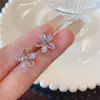 Aretes Morados de Flor Estilo Coreano, Frescos y Versátiles, Aretes de Hada, Accesorios de Oreja Simples y Versátiles