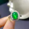 Anillo de Ópalo Verde Natural con una Piedra Blanca Principal de 7*9mm, Plata S925 Artesanía Fina Incrustación Venta al por Mayor y al por Menor