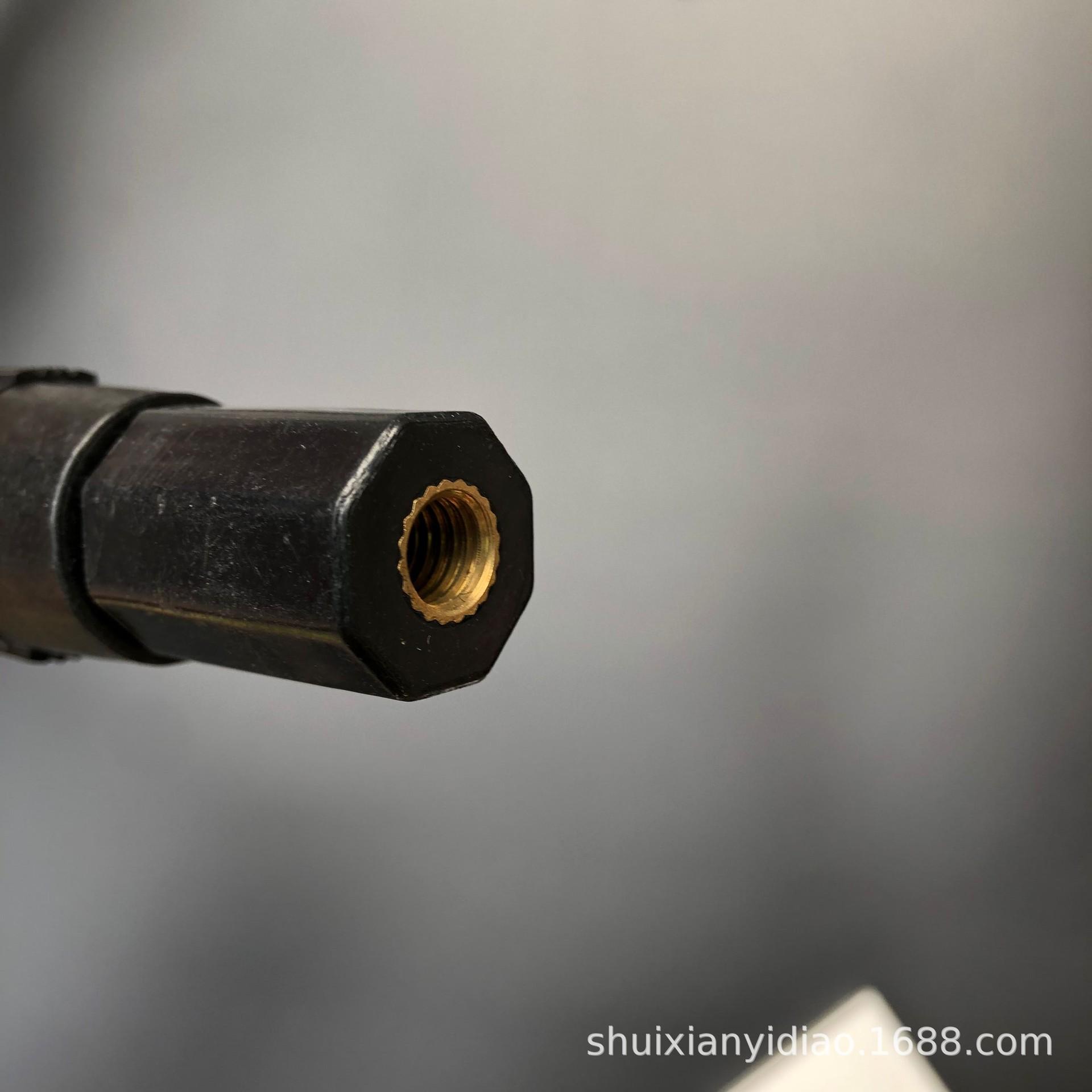 1DCDD6B68F89AB4EAFF61E2EB0718B