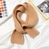 Cachecol de Cor Sólida Outono e Inverno Feminino Estilo Coreano Pequeno Xale de Lã Quente Decoração Versátil Tricotado Cachecol Fofo Moda
