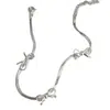Pulsera de Lazo para Mujer, Lujo Ligero, Gama Alta, Pulsera Hueca Dulce, Moderna y Versátil, Cadena de Hueso de Serpiente Fresca