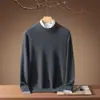 Suéter de luxo leve 100% caxemira pura para homens, com gola alta discreta, tricô texturizado e design de mangas compridas, para usar em looks business casual