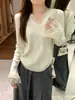 Estilo Coreano Elegante Principios de Otoño Cuello en V Clásico Encaje de Alta Calidad Capa Interior Manga Larga Camisa Base de Punto Versátil Top Moderno