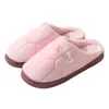 Chinelos de Algodão Aveludado Masculinos e Femininos para Outono e Inverno para Casais, Chinelos Quentinhos de Algodão Peludo para Casa, Sapatos Quentinhos Antiderrapantes para Confinamento, Entrega Direta da Fábrica