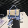 Bolso de Mujer con Tejido Texturizado y Puntadas de Color Contrastante 2024 Moda Verano Nuevo Simple Casual Bolso de Hombro Cruzado