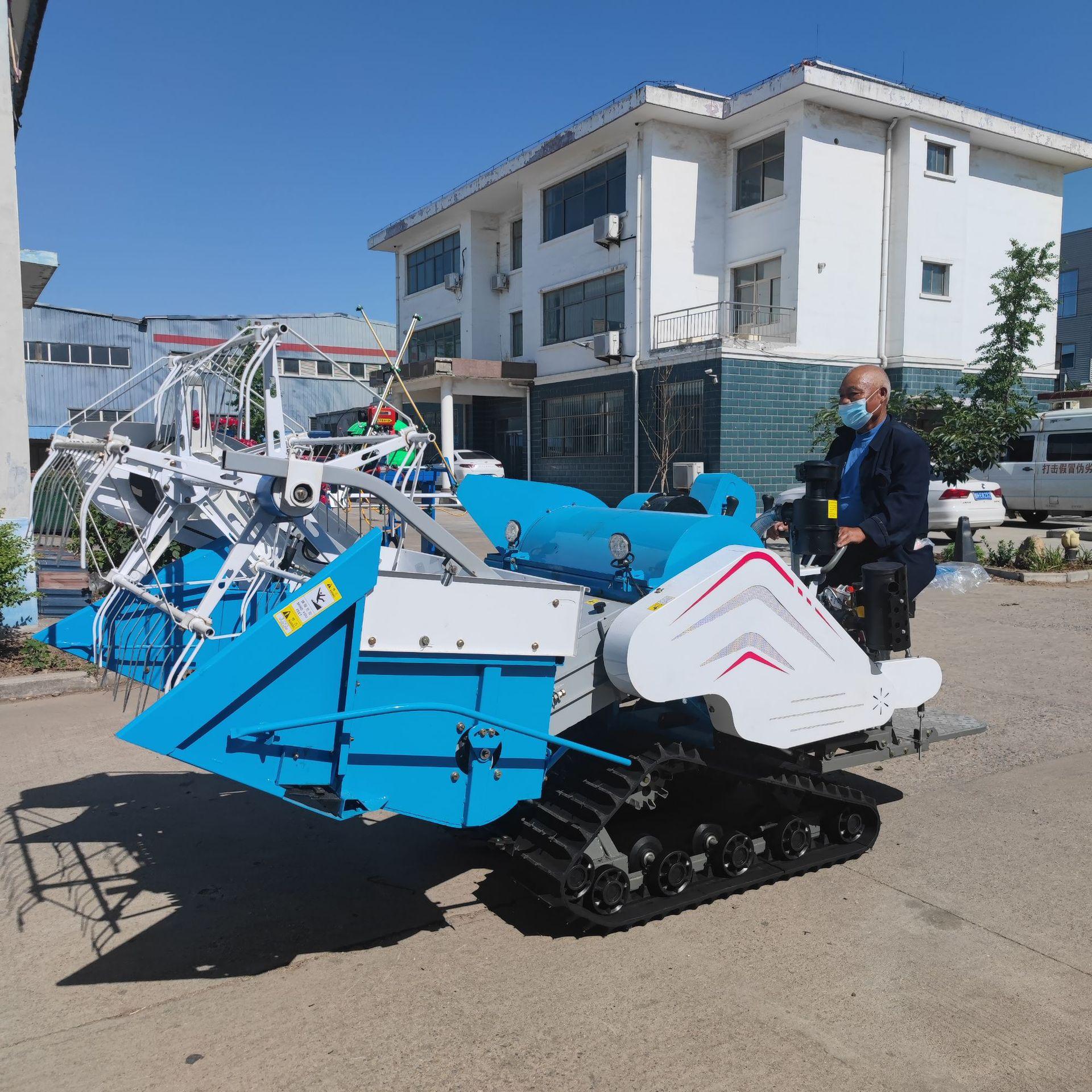 新款联合收割机195