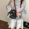 Bolsa de Bowling de Nicho Súper Popular 2026 Modelo Nuevo Estilo Caliente de Celebridad de Internet Bolso Cuadrado Pequeño Bolso Cruzado Versátil de Lujo Ligero para Mujer