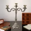 Suporte de Velas Estilo Europeu Liga de Zinco Suporte de Velas de Cinco Braços Três Braços Suporte de Velas Estilo Europeu Mesa de Jantar Jantar à Luz de Velas Decoração de Casa Ornatos