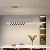 Lámpara de araña lineal de lujo ligero para mesa de isla de comedor, lámpara de mesa de comedor de cristal de titanio para protección ocular de diseñador, arte de hierro