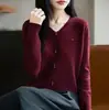 Camiseta de Punto Jacquard con Cuentas de Cuello en V para Otoño Temprano para Mujer, Suéter de Manga Larga Versátil de Moda para Primavera y Otoño