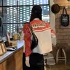 Chaqueta Corta de Cuero Sintético para Mujer, Estilo Urbano de Motociclista, Bloques de Color, Letras, Botones, Cremallera, Chaqueta de Béisbol Ajustada para Primavera y Otoño