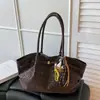 Bolso de mano para mujer, nuevo estilo, colección otoño 2026, bolso de hombro versátil, gran capacidad, elegante bolso tote para el trabajo
